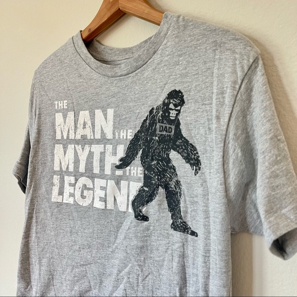 Mens Fathers Shirt - The Man, The Myth, The Legend - Picture 3 of 6